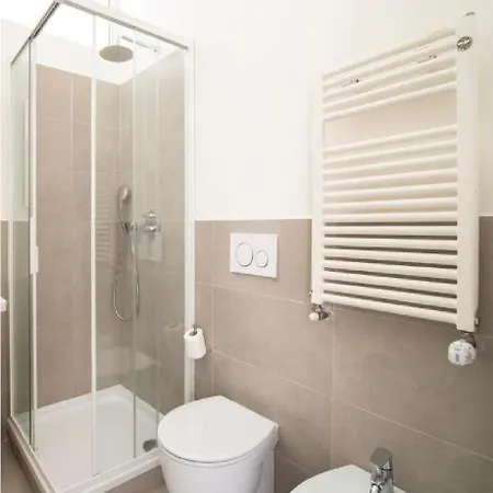 12,30 Apartment Parma